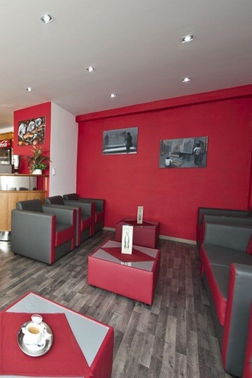 Hotel Plus Bratislava Ngoại thất bức ảnh